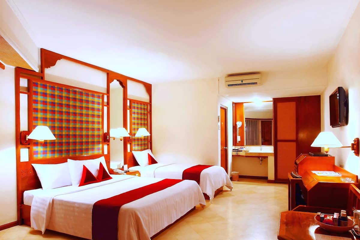 Deluxe Triple Room