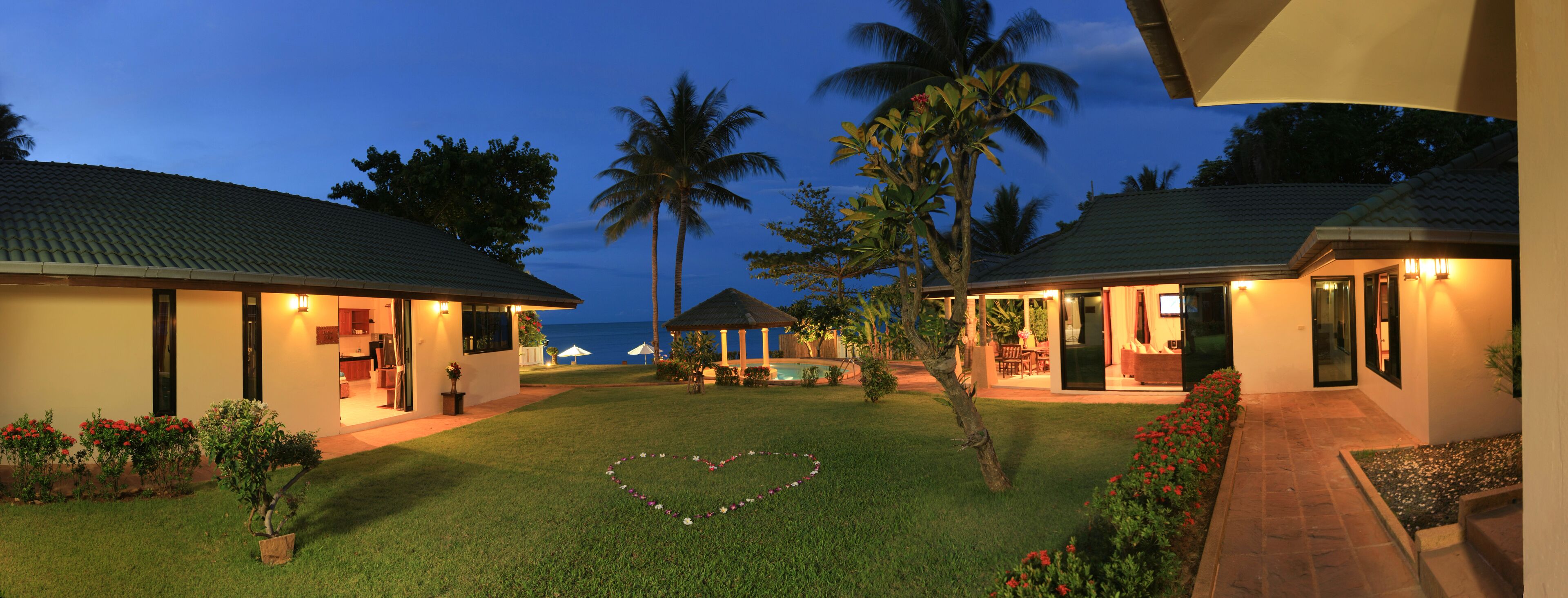 5 bedrooms beachfront exclusive grand villa deluxe | garden view
