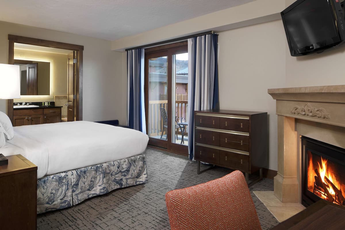 In-room safe, blackout drapes, iron/ironing board