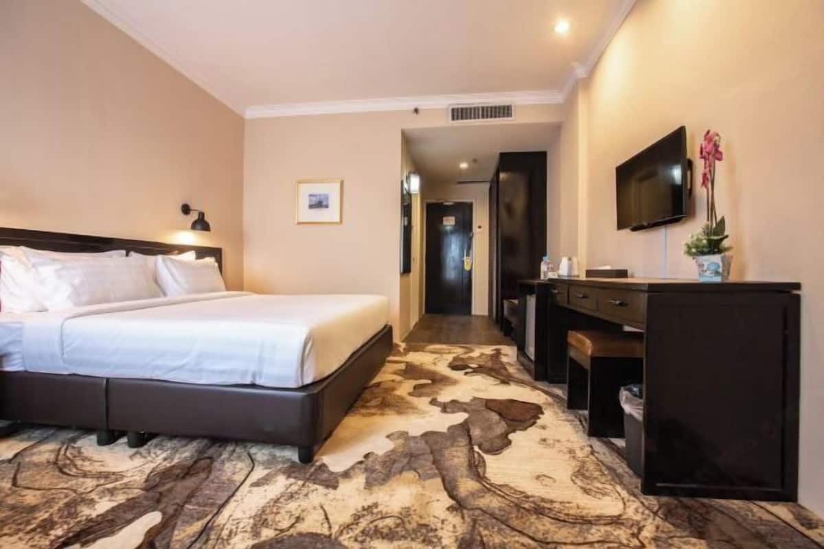 In-room safe, iron/ironing board (on request), WiFi (free), alarm clocks