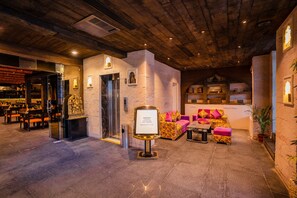 Lobby - Regenta Inn Jaipur (Jaipur)