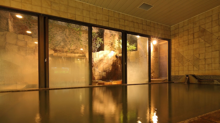Nagoya Crown Hotel