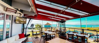 Riôtel Carleton-sur-Mer