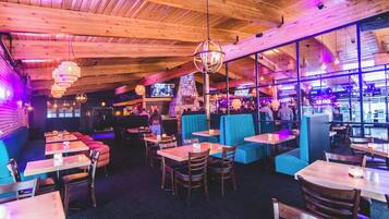 Desayuno a la carta todos los días (con cargo)