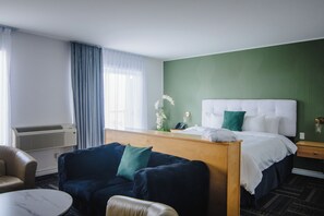 Desk, blackout drapes, iron/ironing board, free WiFi