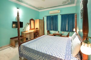 Quarto luxo, 1 cama de casal (AC) | Roupas de cama premium