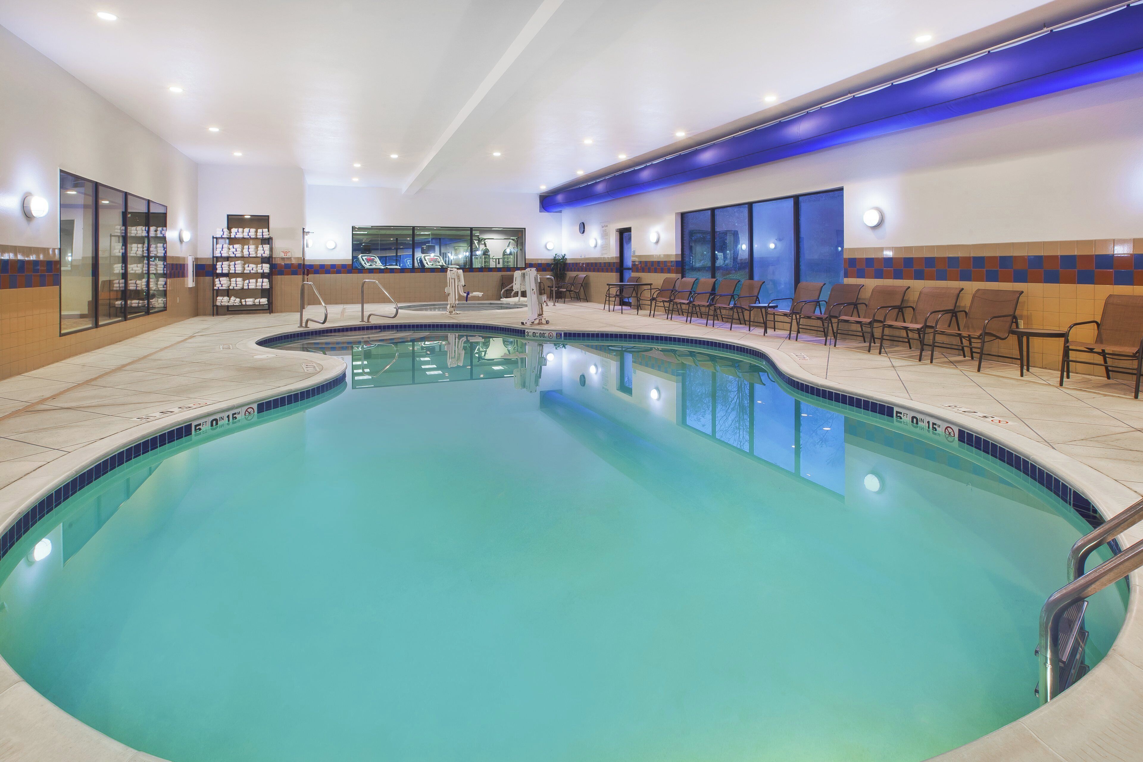 Una piscina techada