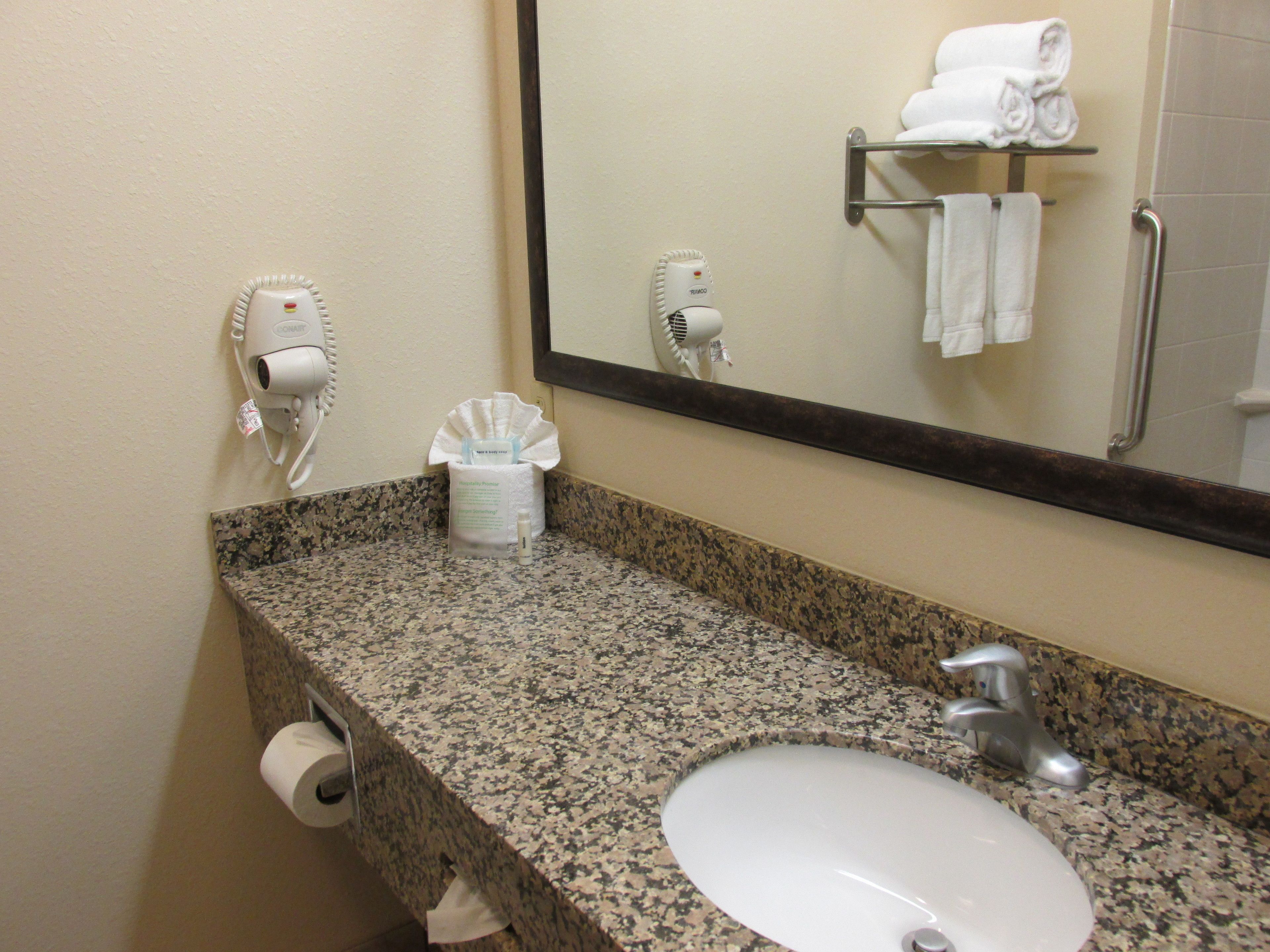 1 bedroom, in-room safe, desk, soundproofing