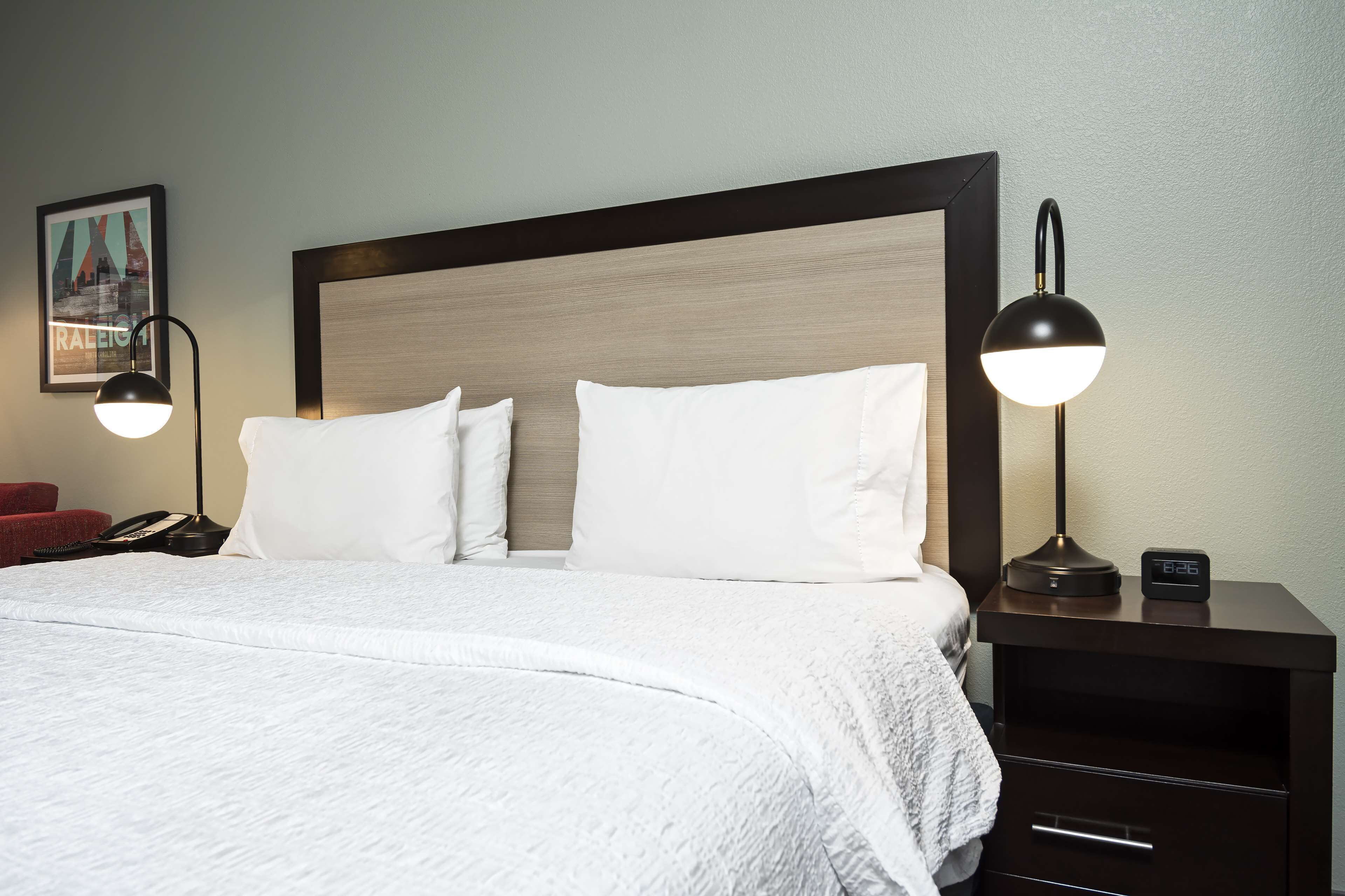 deluxe, one king bed | in-room safe, desk, iron/ironing board, free cots/infant beds