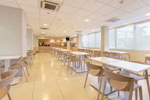 Petit déjeuner continental compris tous les jours