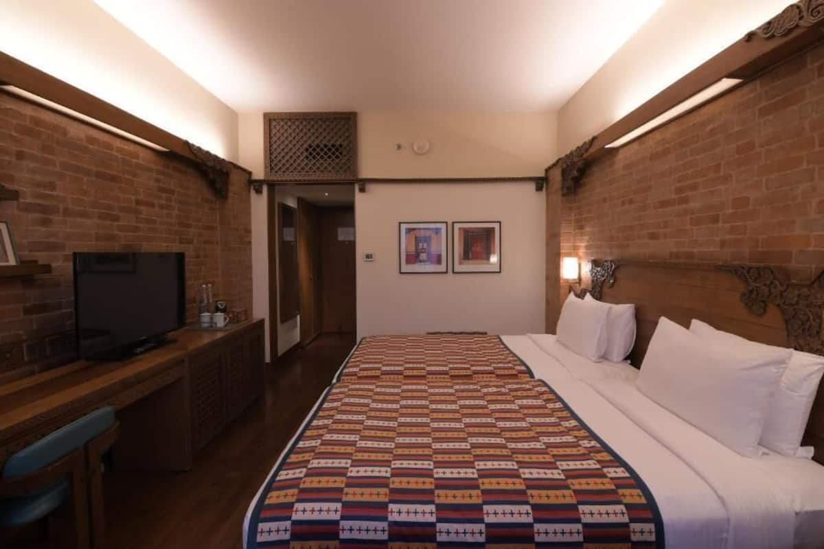 Heritage Deluxe Twin | Premium bedding, minibar, in-room safe, desk