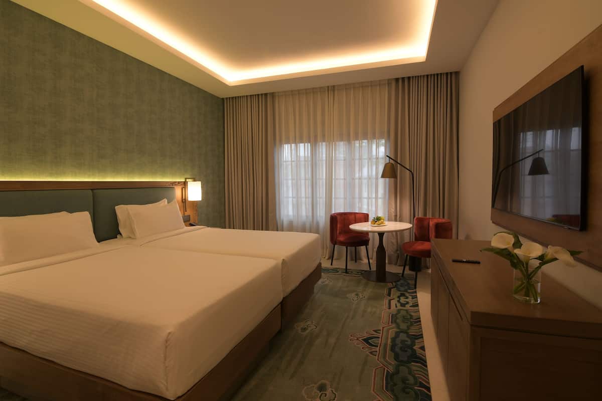 Habitación Deluxe con 2 camas individuales (Durbar) | 1 dormitorio, ropa de cama de alta calidad, minibar y caja fuerte