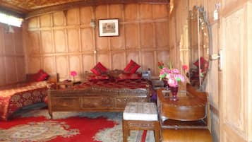 Deluxe Room, 1 Double Bed