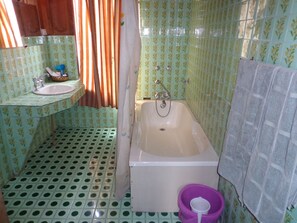 Towels - Alif Laila Group of Houseboats (Srinagar)