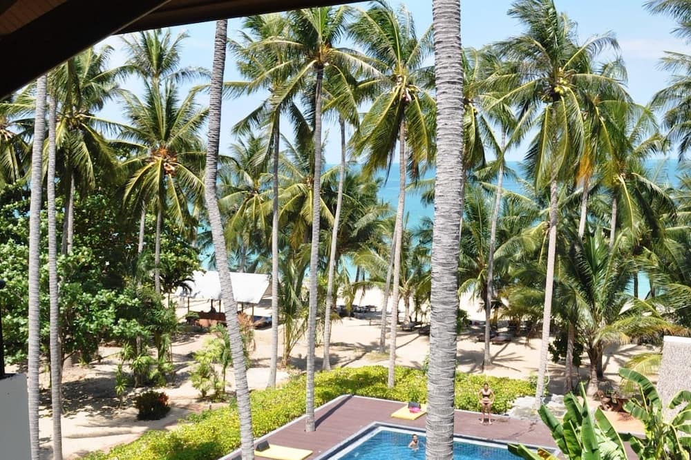 ASTROCOCO beach resort by Coconut Beach