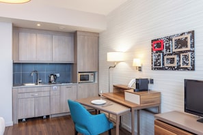Studio, 2 lits une place | Cuisine privée