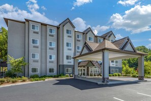 Exterior - Microtel Inn & Suites By Wyndham Sylva Dillsboro Area (Sylva)