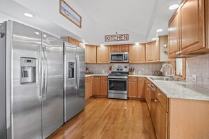 包含每日自助早餐