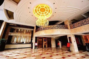 Lobby - Ramada Pingtan Hotel (Fuzhou)