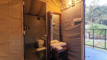 Tenda Premier | Bagno | Doccia, set di cortesia gratuito, asciugacapelli, asciugamani