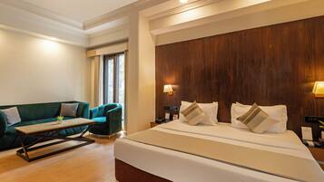 Premium Room, 1 King Bed | Premium bedding, in-room safe, individually decorated