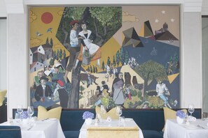 Dining - Raffles Makati (Makati)