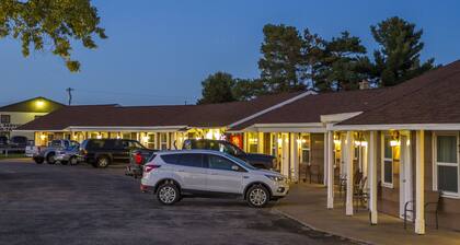 Sunset Lodge Escanaba