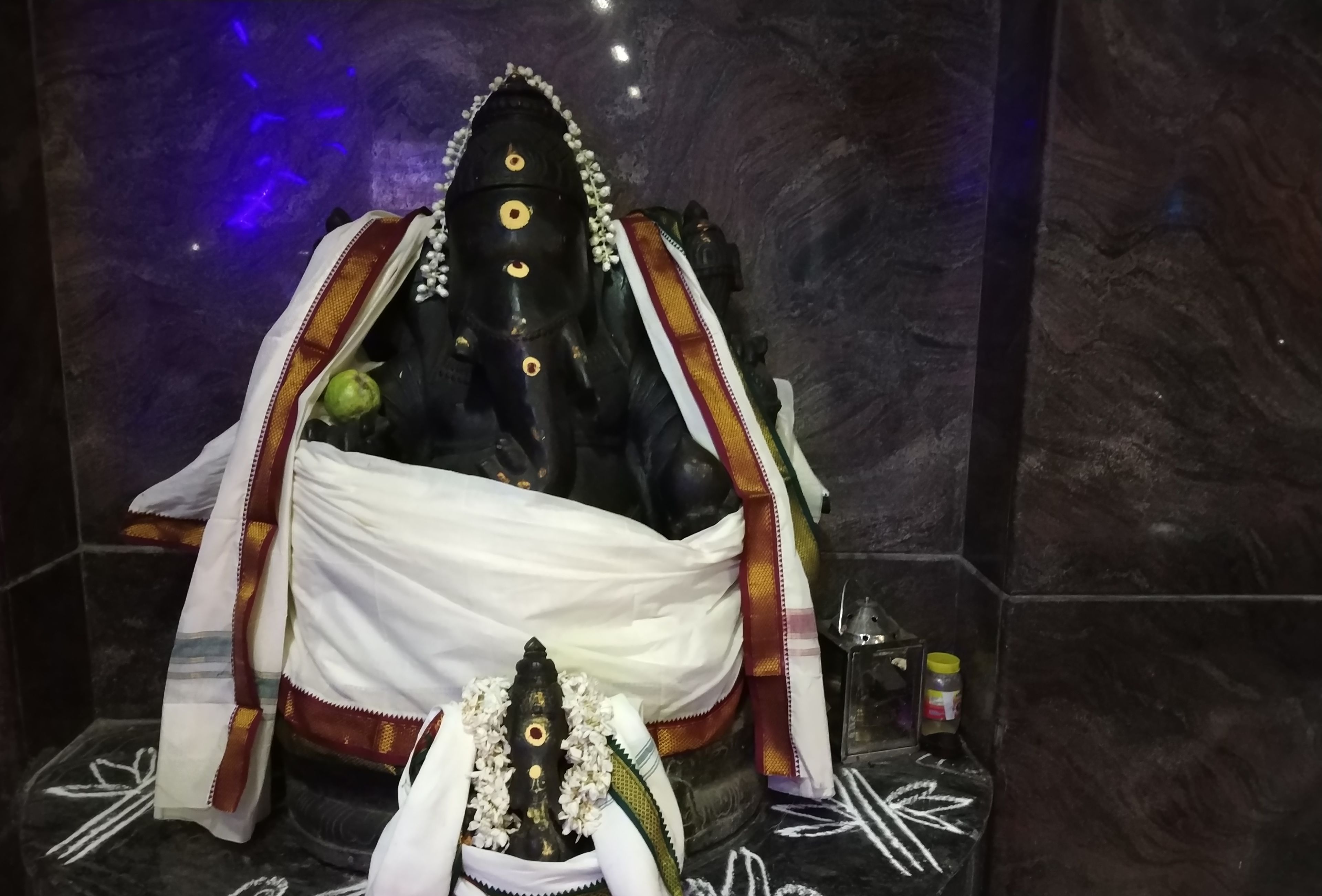 Photo - Season 4 Residences - Teynampet Near Apollo Hospital ,Balaji Dental, US Consulate