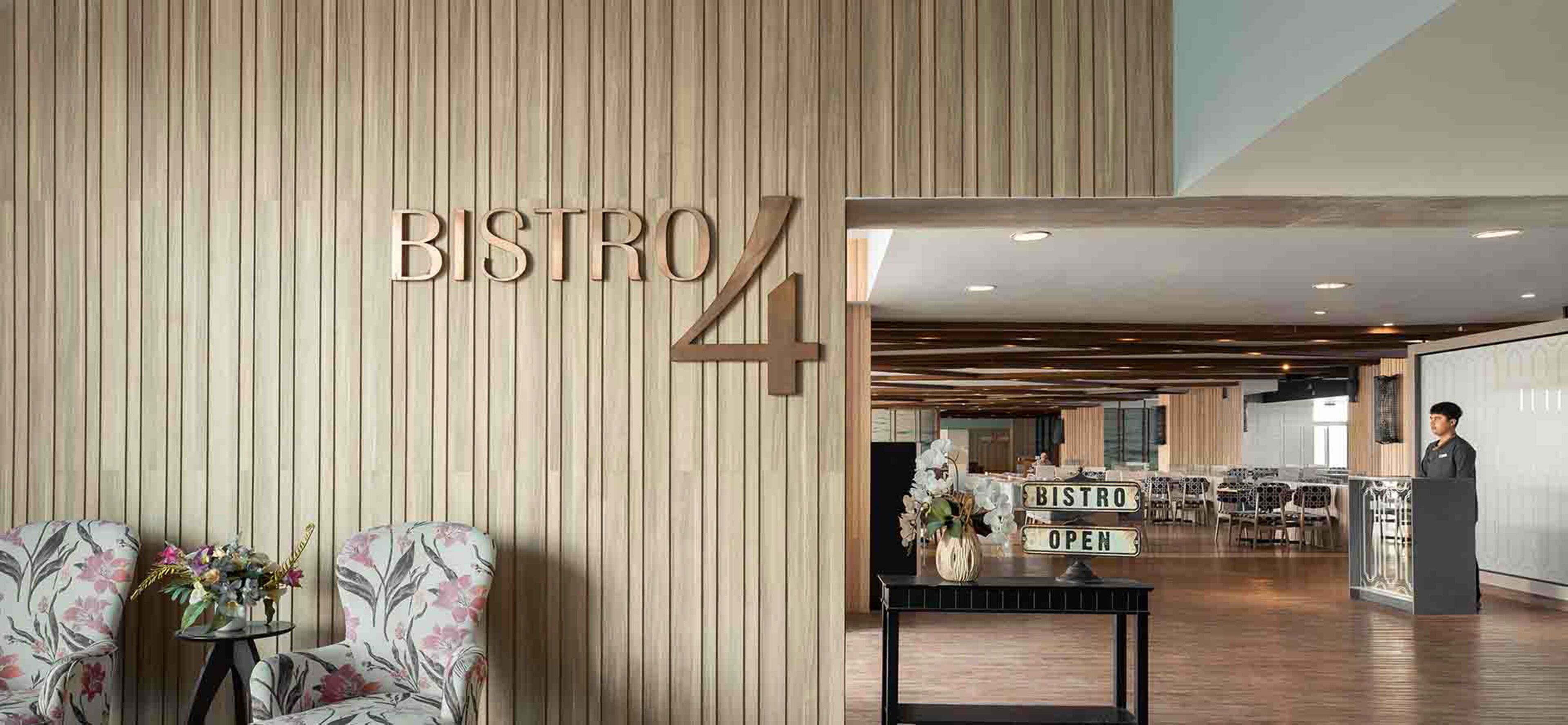 Breakfast, lunch and dinner served