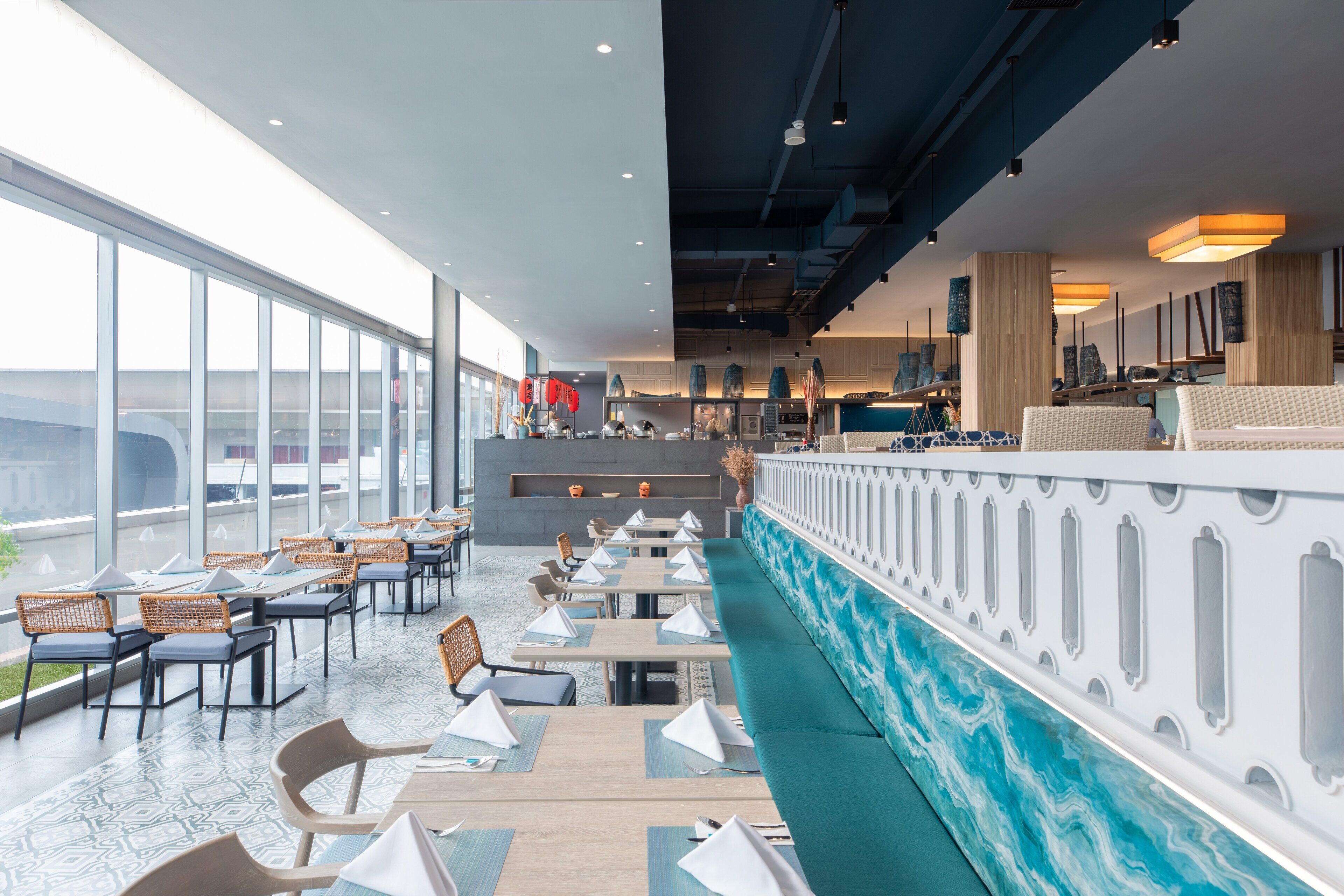 breakfast, lunch and dinner served