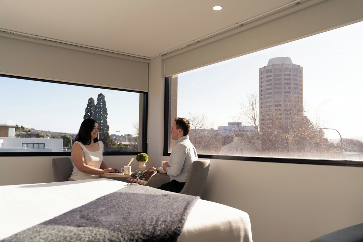 429 Apartments and Suites