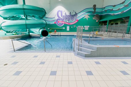 Canad Inns Destination Centre Transcona - Image 15
