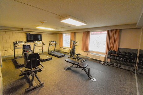 Canad Inns Destination Centre Transcona - Image 25