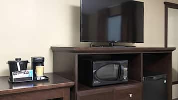 Standard Room, 2 Queen Beds | Desk, laptop workspace, blackout drapes, soundproofing