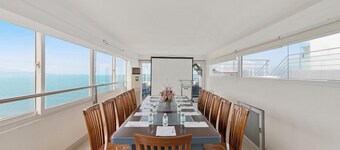 Blue Pearl Hotel