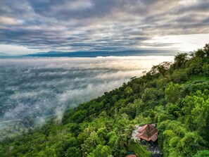 Deluxe Villa, 2 Bedrooms, Private Pool | Living area | 43-inch Smart TV with cable channels