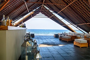 Bar (en el alojamiento)