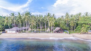 Beach/ocean view - The Chandi Boutique Resort (Senggigi)