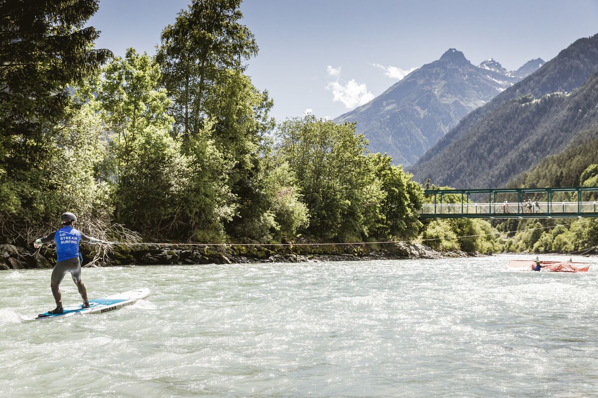 surfing/boogie boarding
