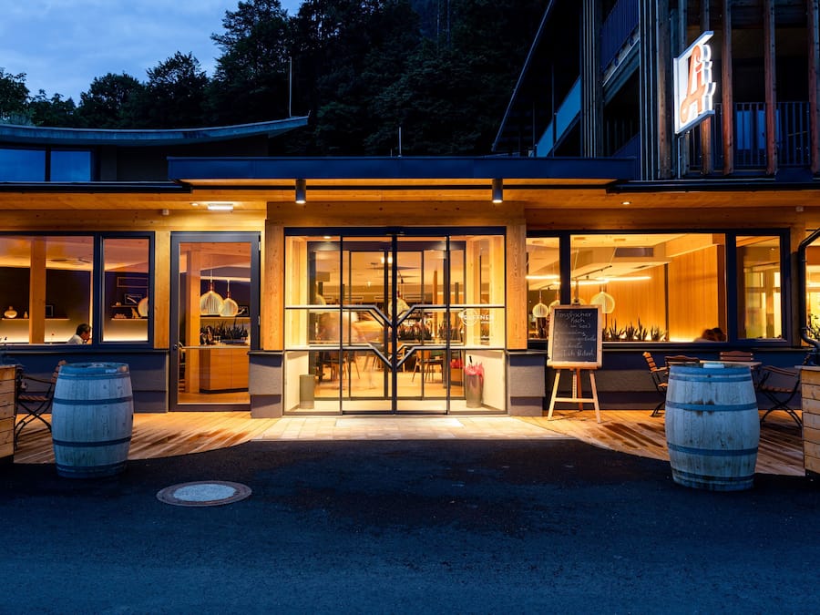 Fachada del alojamiento - Noche