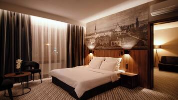 Superior Apartment | 1 bedroom, desk, blackout drapes, iron/ironing board