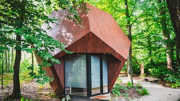 Comfort boomhut | Een kluis op de kamer, individueel gedecoreerd, individueel gemeubileerd