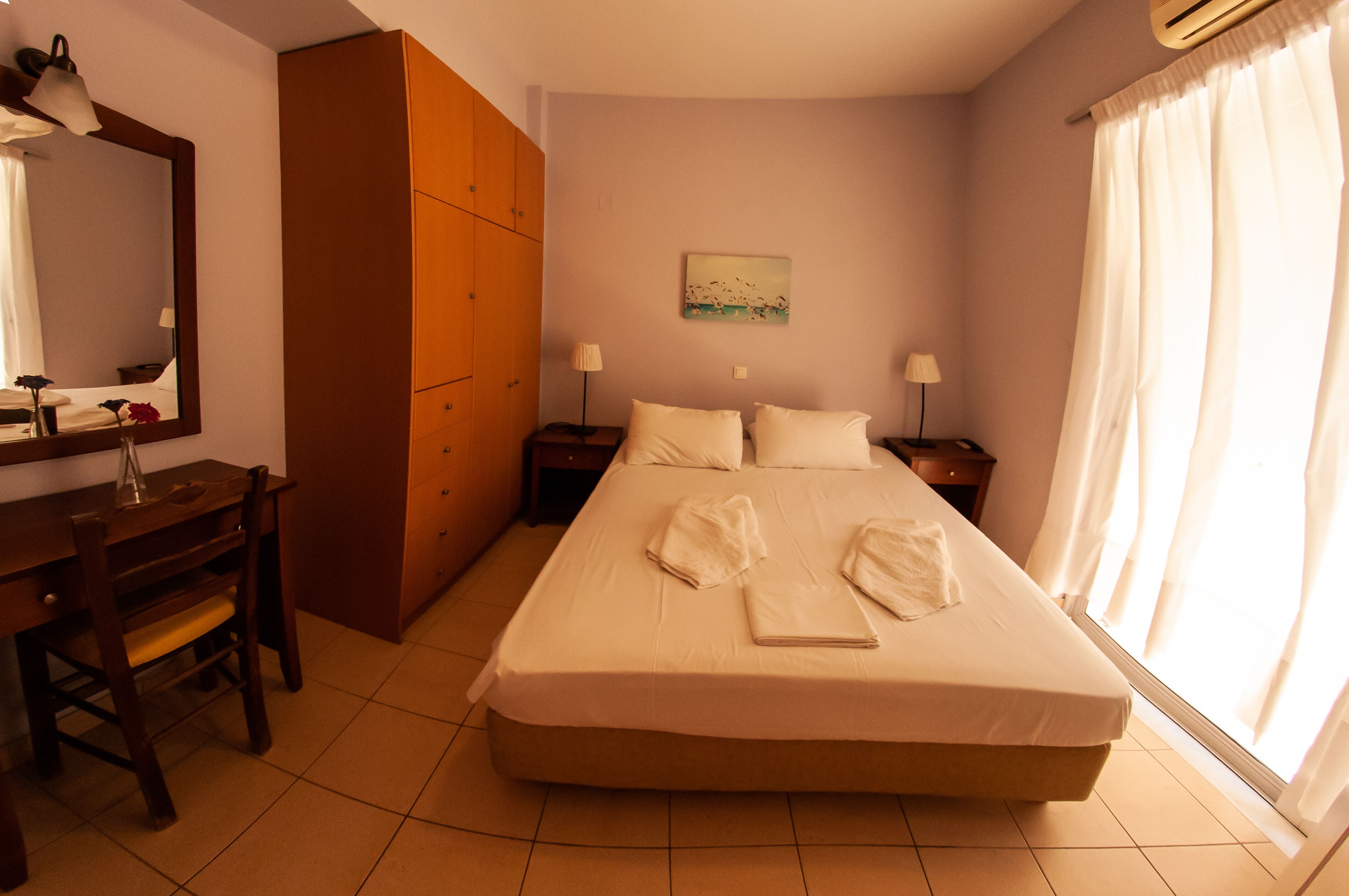 Apartemen, 2 kamar tidur, pemandangan laut | Tirai kedap cahaya, kedap suara, dan tempat tidur bayi gratis