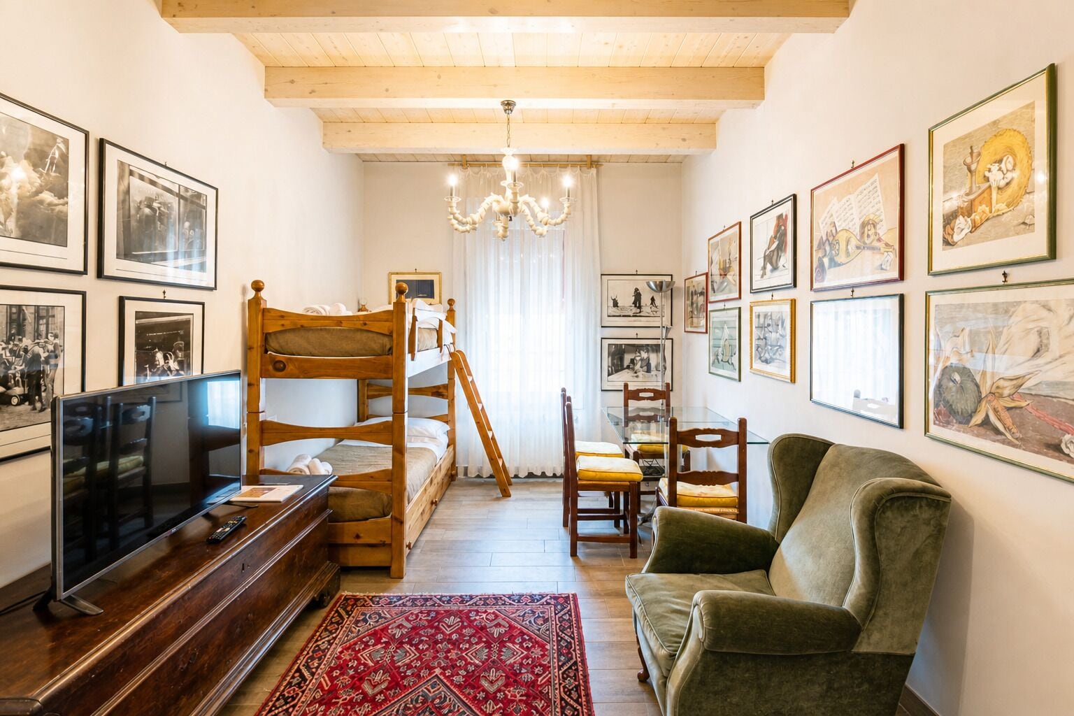 1 habitación, ropa de cama de alta calidad y minibar 