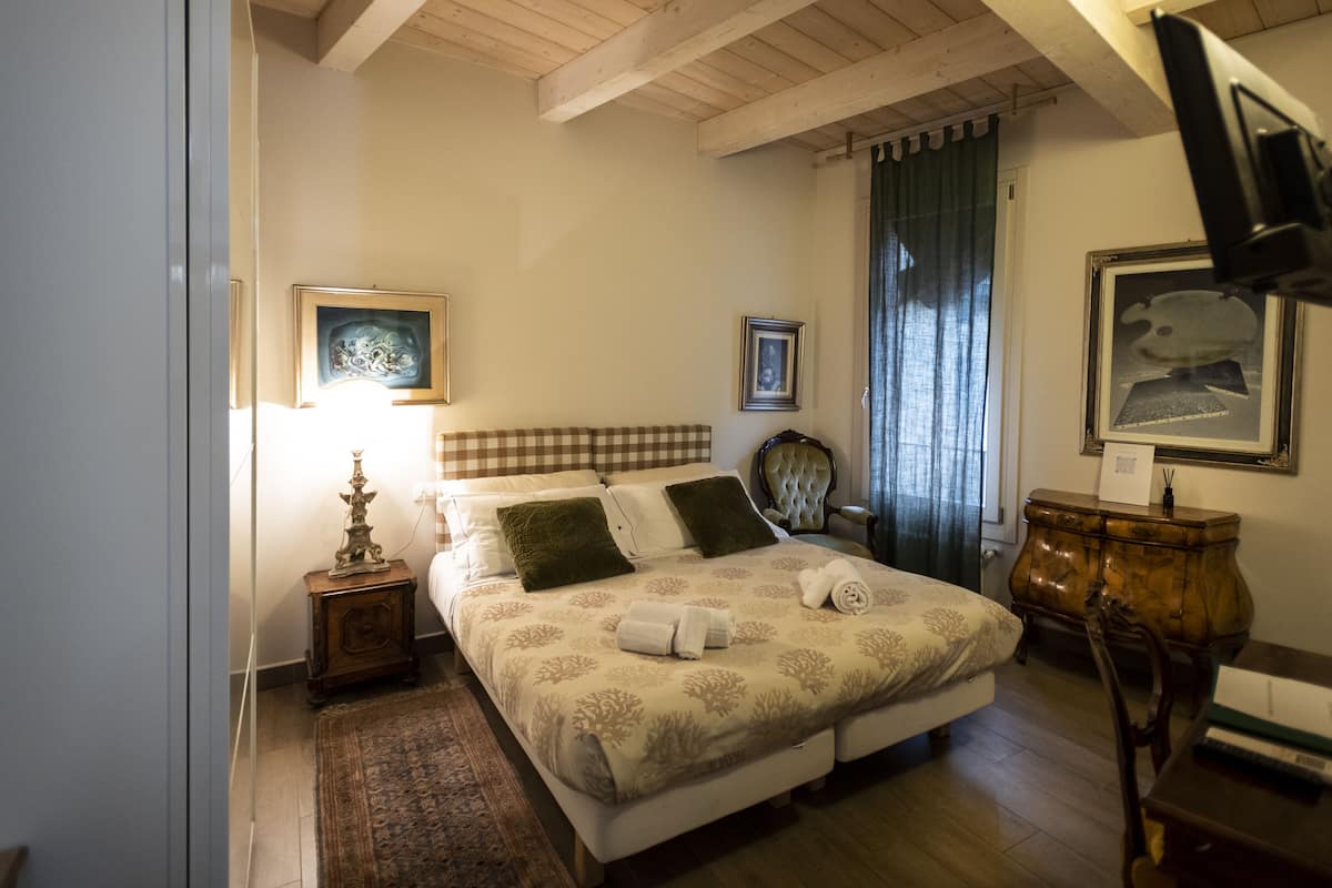 Exclusieve kamer, 1 slaapkamer, en-suite badkamer | Kameruitzicht