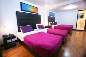 Minibar, desk, free WiFi - Hotel Lemus Plaza (Bogota)