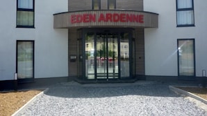 Exterior - Hôtel Bô Rivage (Neufchateau)