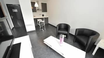 Superior Studio, Lake View | Premium bedding, minibar, in-room safe, desk