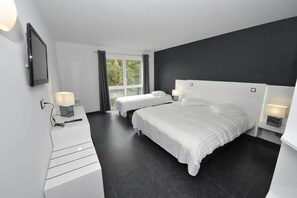 Premium bedding, minibar, in-room safe, desk