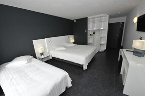 Premium bedding, minibar, in-room safe, desk - Hôtel Bô Rivage (Neufchateau)